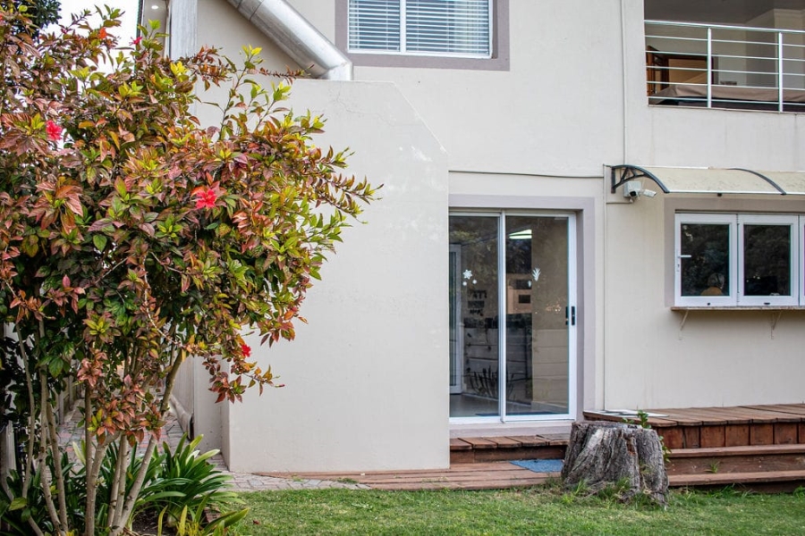 7 Bedroom Property for Sale in Aston Bay Eastern Cape